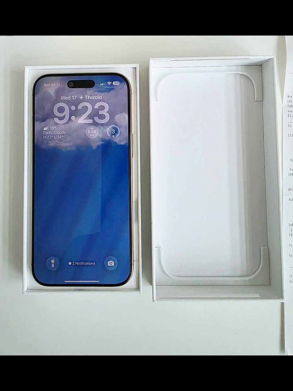 Apple iPhone 17 Air - Gold